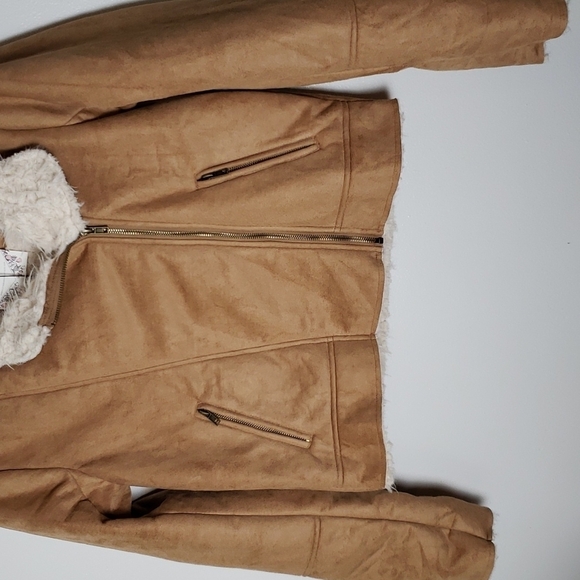 Love tree faux fur lined, faux suede moto jacket, women's size large. - Picture 3 of 9